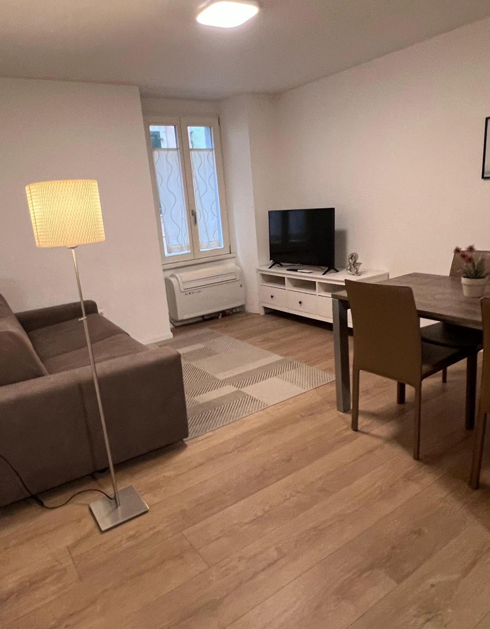 Riva Guest House Apartment Екстер'єр фото